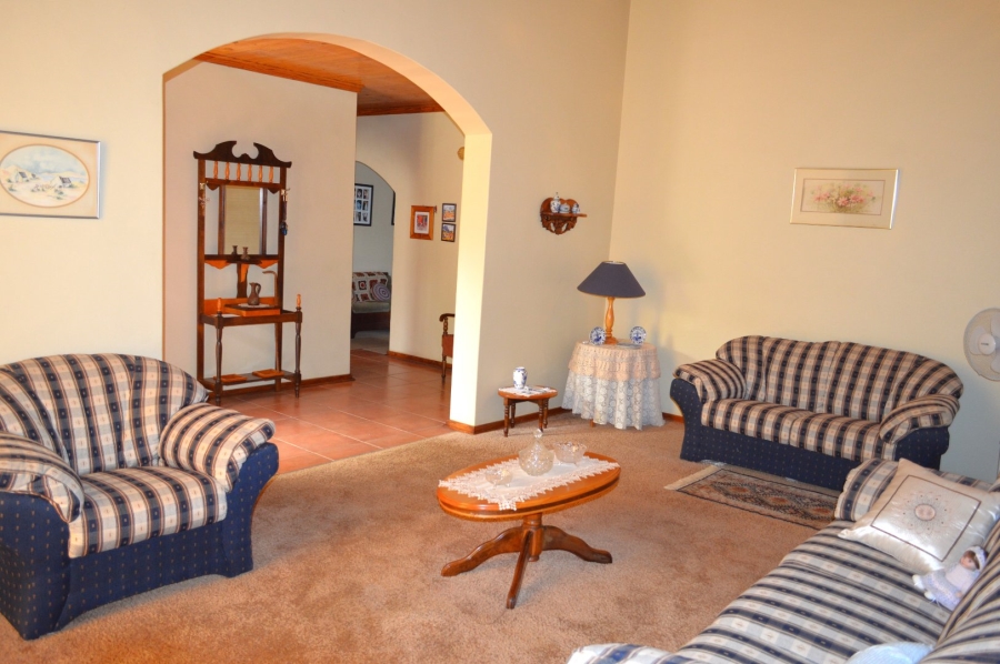 4 Bedroom Property for Sale in Flamwood North West